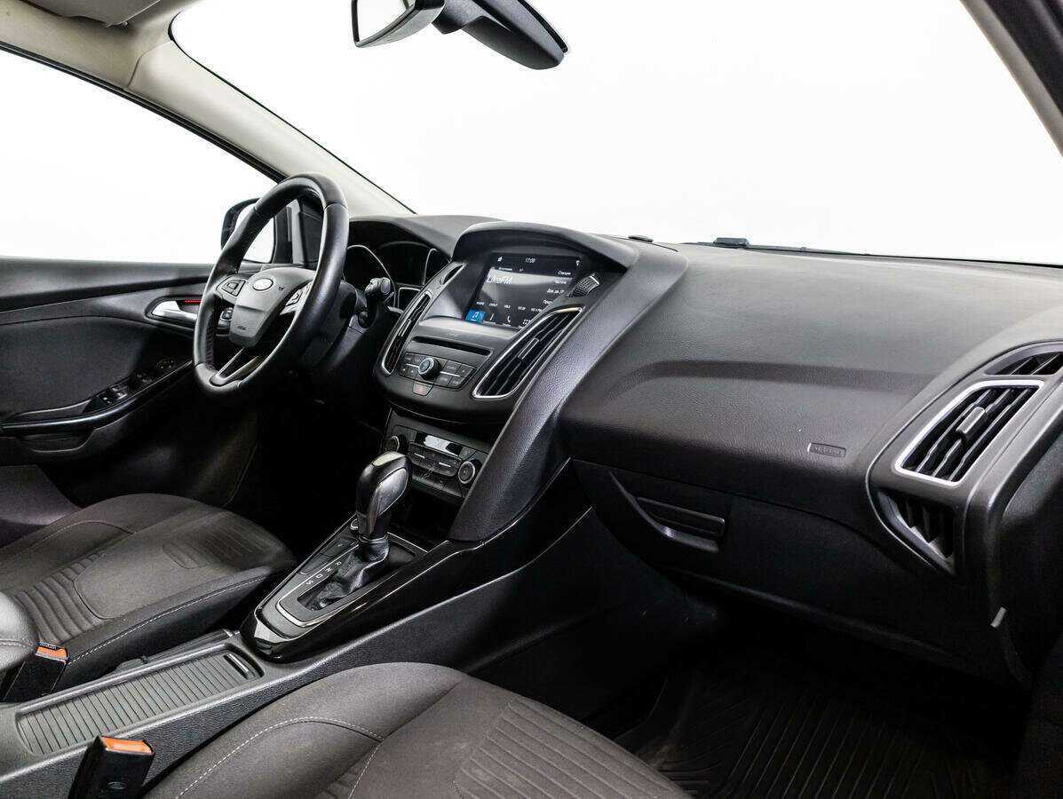 Ford Focus, 2019 - Фото №6