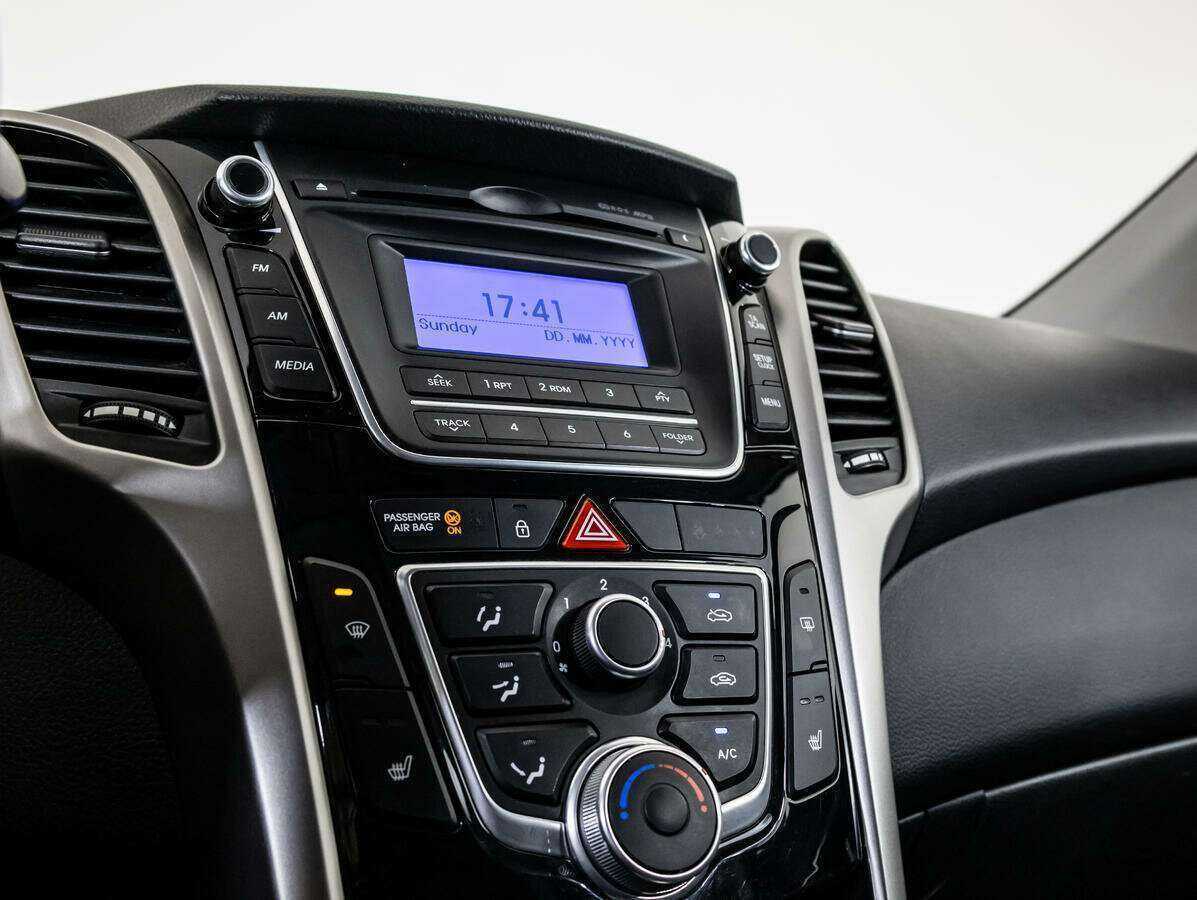 Hyundai i30, 2016 - Фото №12