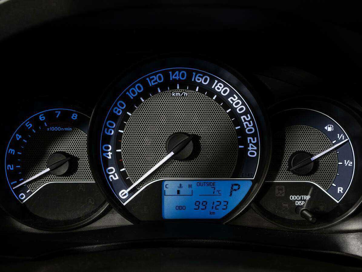 Toyota Corolla, 2014 - Фото №12