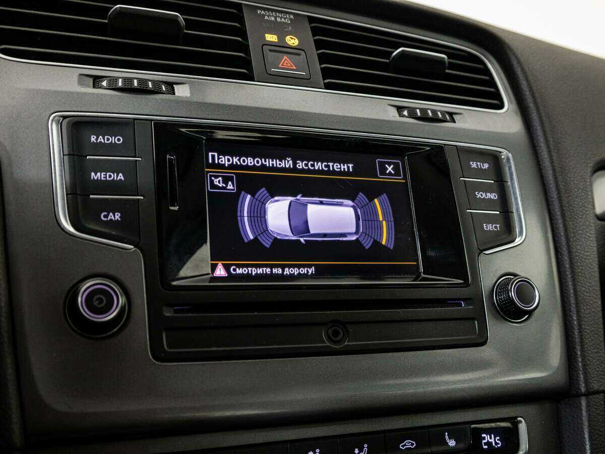 Volkswagen Golf, 2013 - Фото №13