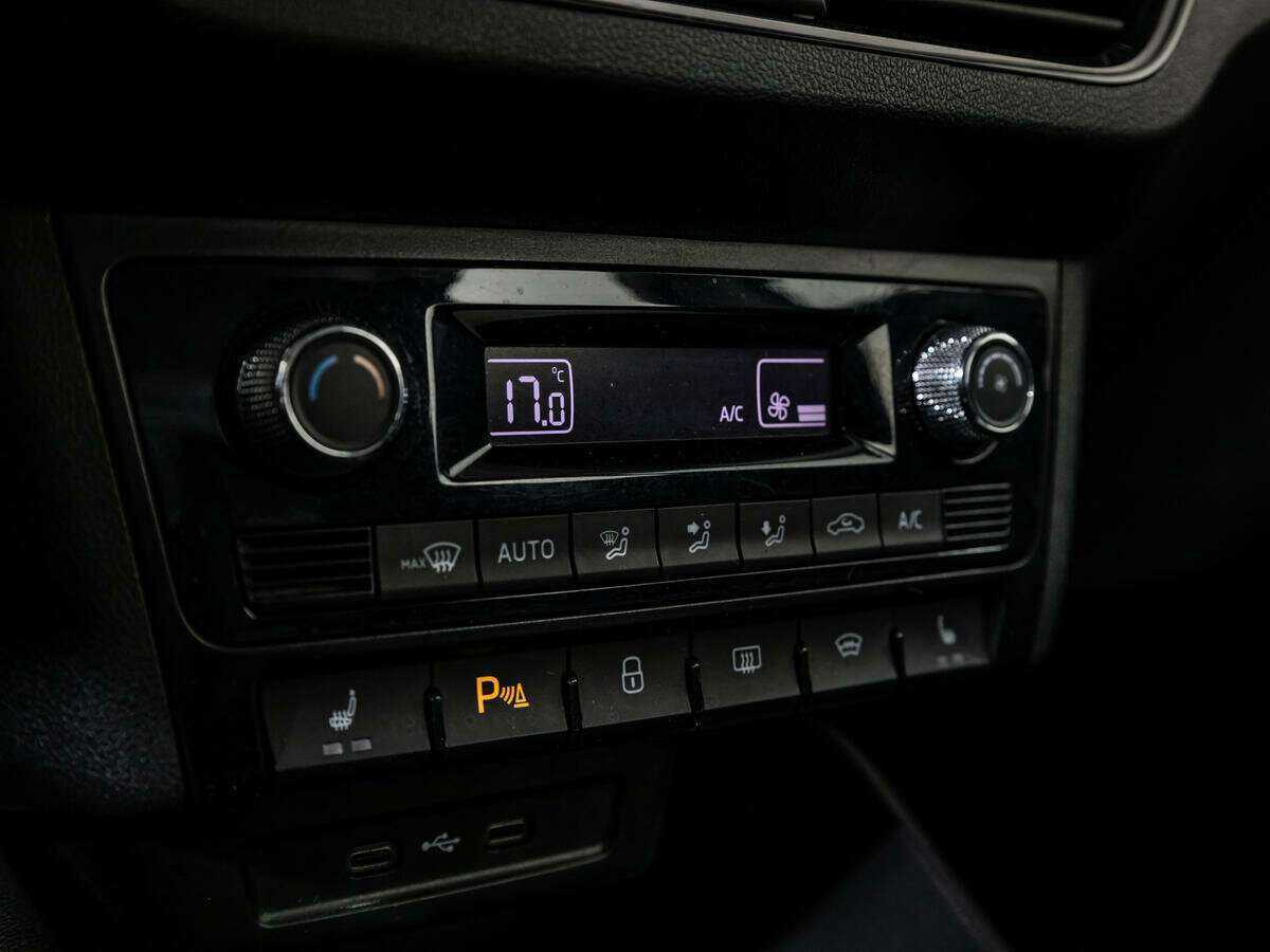 Skoda Rapid, 2020 - Фото №17