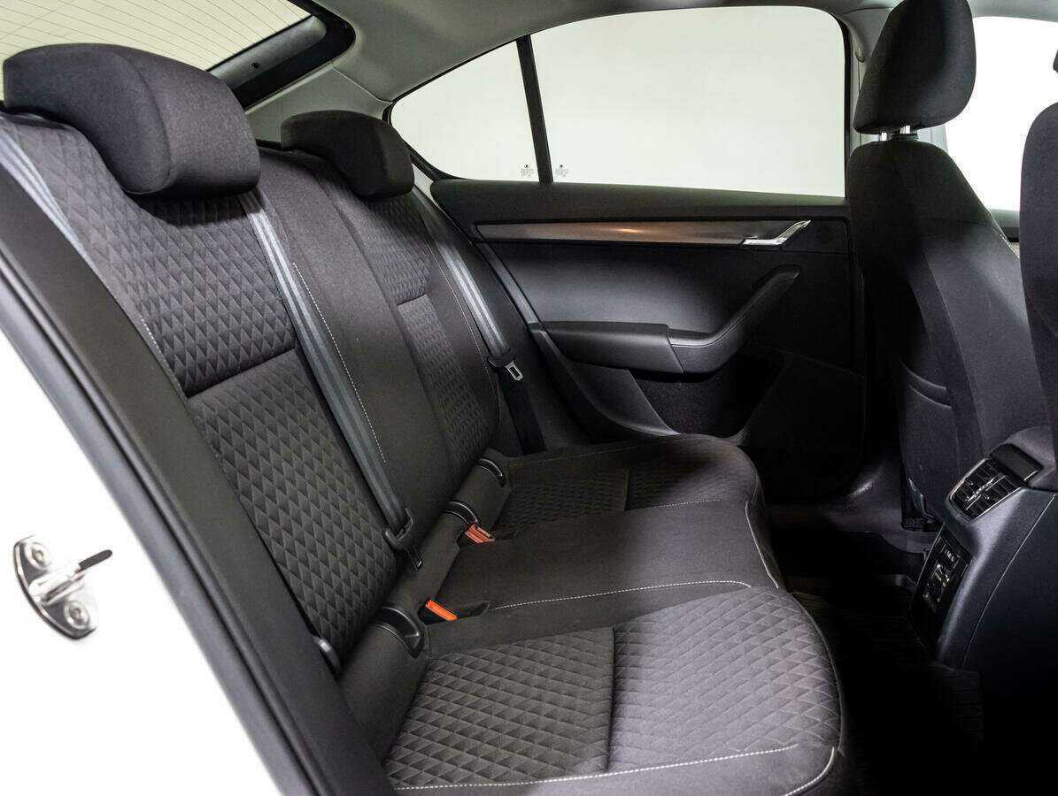 Skoda Octavia, 2018 - Фото №9