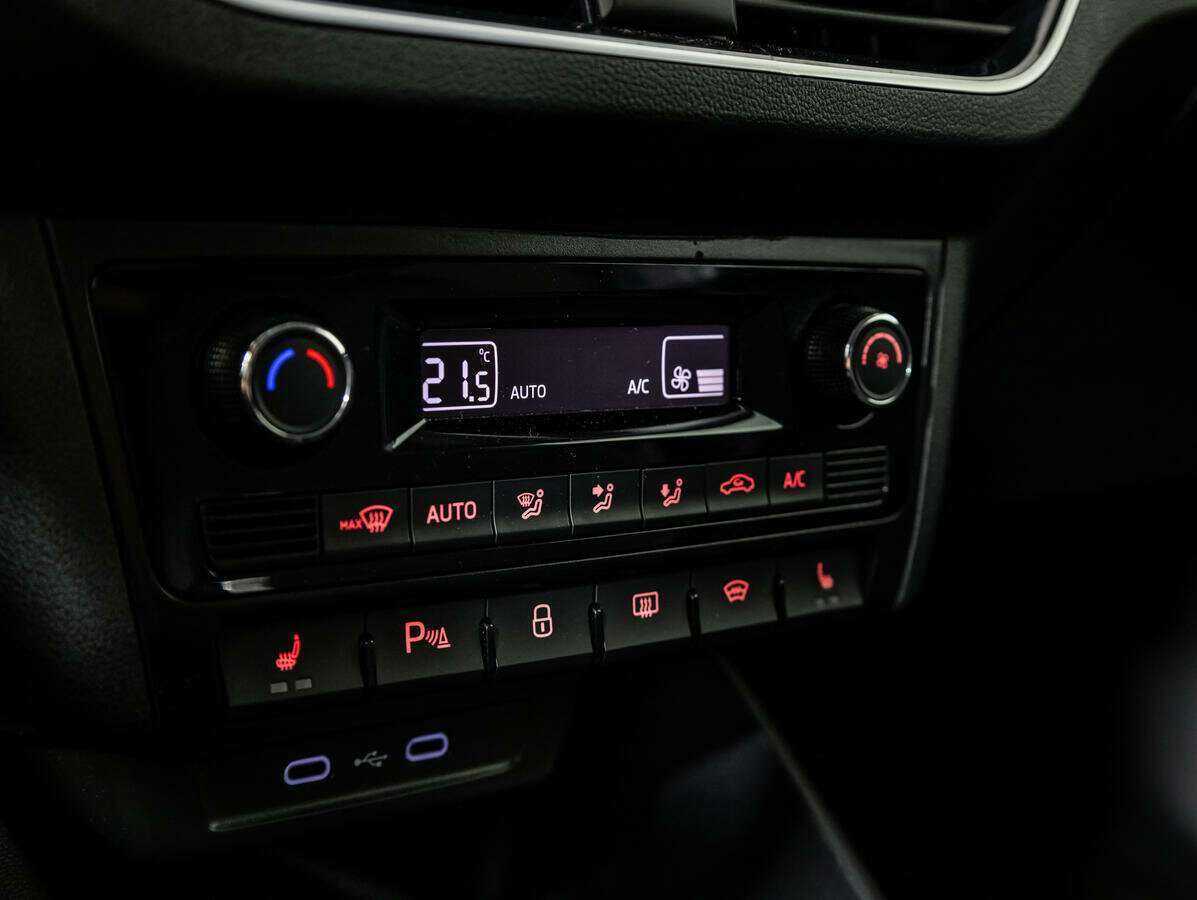 Volkswagen Polo, 2020 - Фото №17