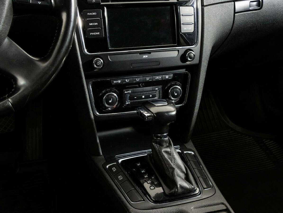 Skoda Superb, 2012 - Фото №12