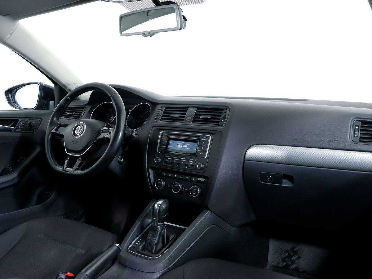 Volkswagen Jetta, 2015 - Фото №8