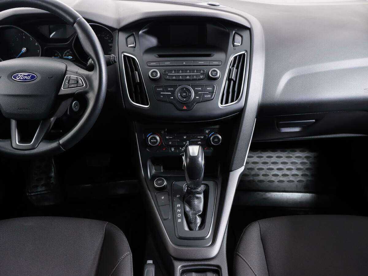 Ford Focus, 2019 - Фото №11