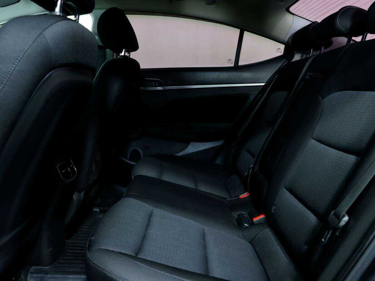 Hyundai Elantra, 2017 - Фото №10
