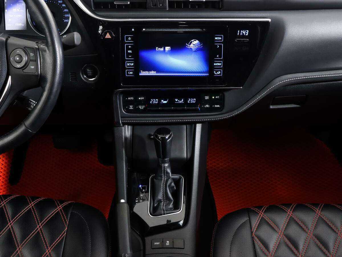 Toyota Corolla, 2018 - Фото №12