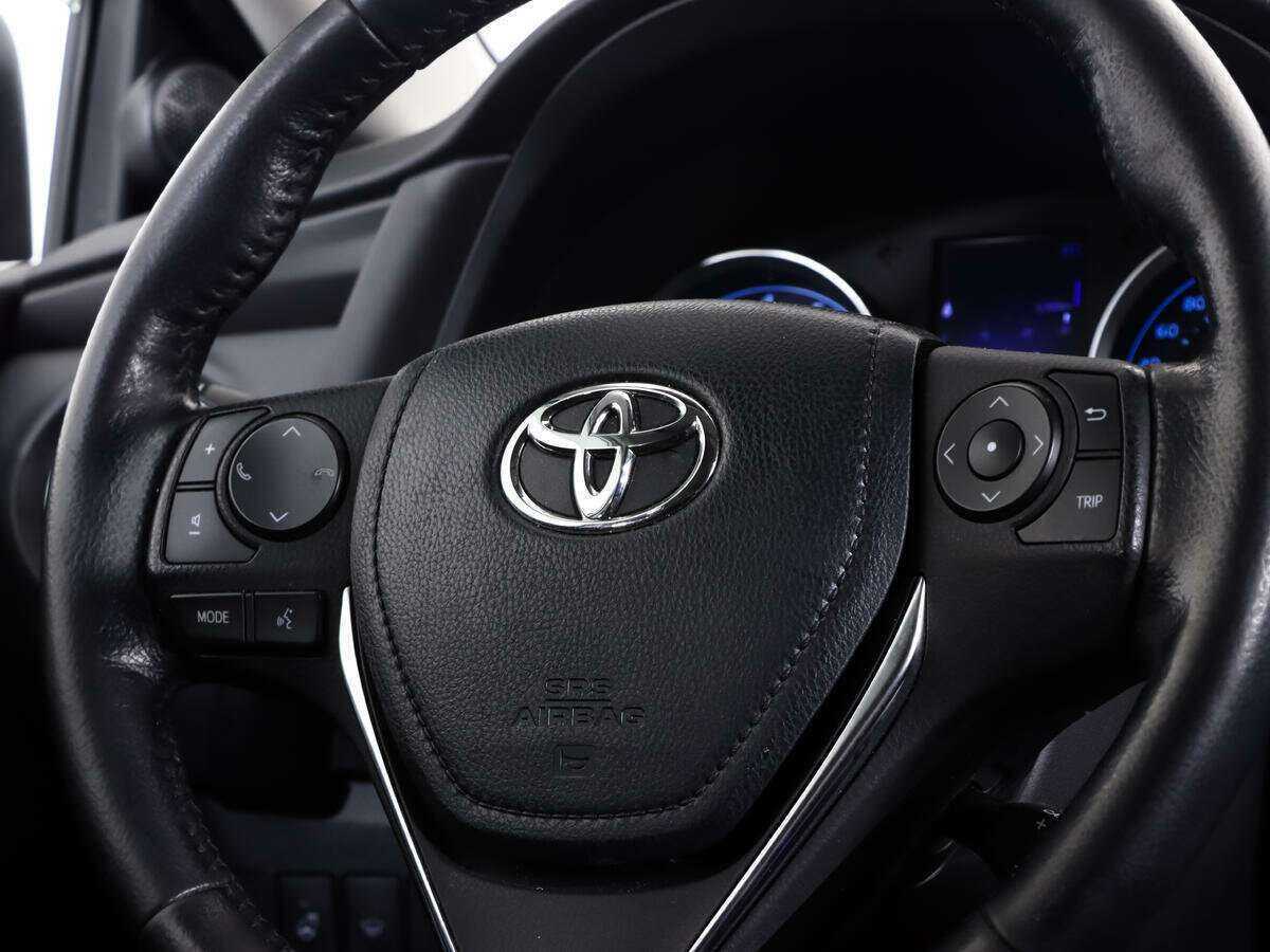 Toyota Corolla, 2018 - Фото №13