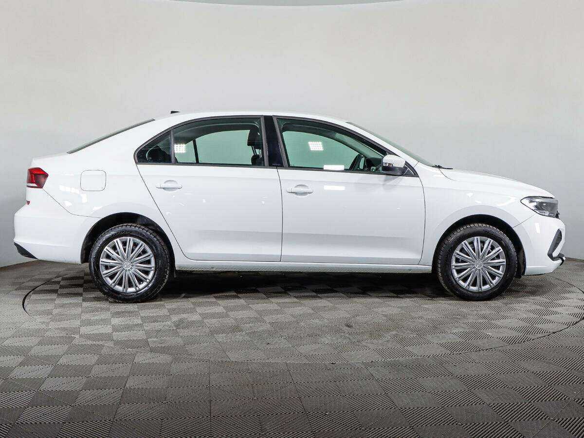 Volkswagen Polo, 2022 - Фото №2