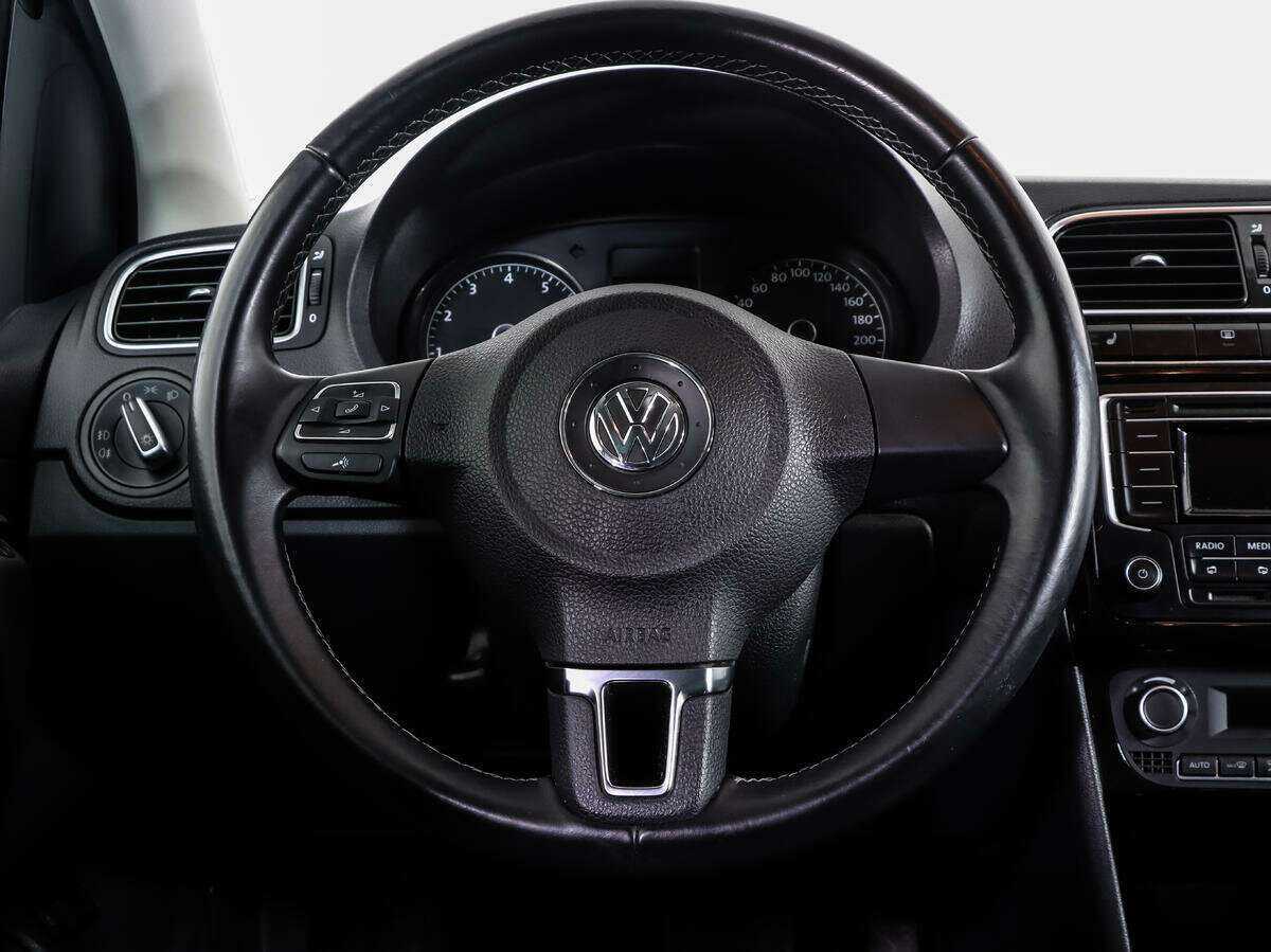 Volkswagen Polo, 2014 - Фото №11