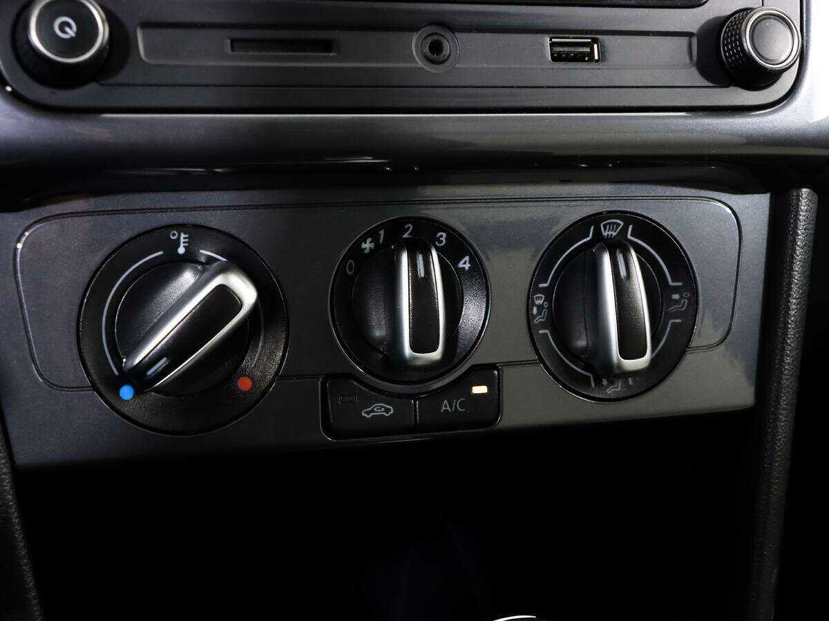 Volkswagen Polo, 2020 - Фото №14