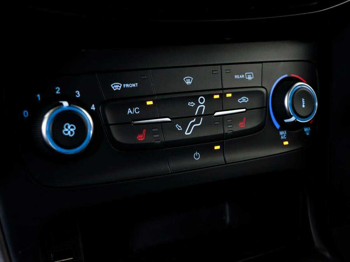Ford Focus, 2018 - Фото №14