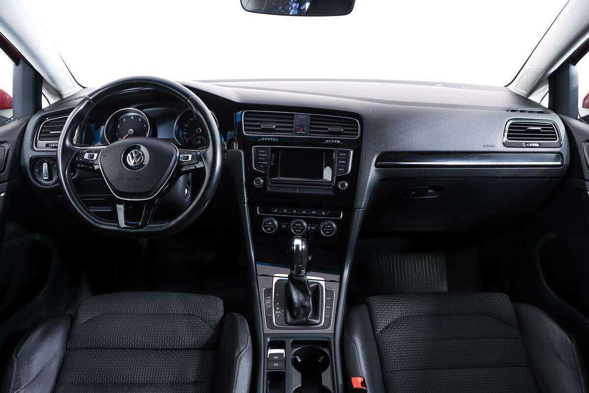 Volkswagen Golf, 2013 - Фото №12