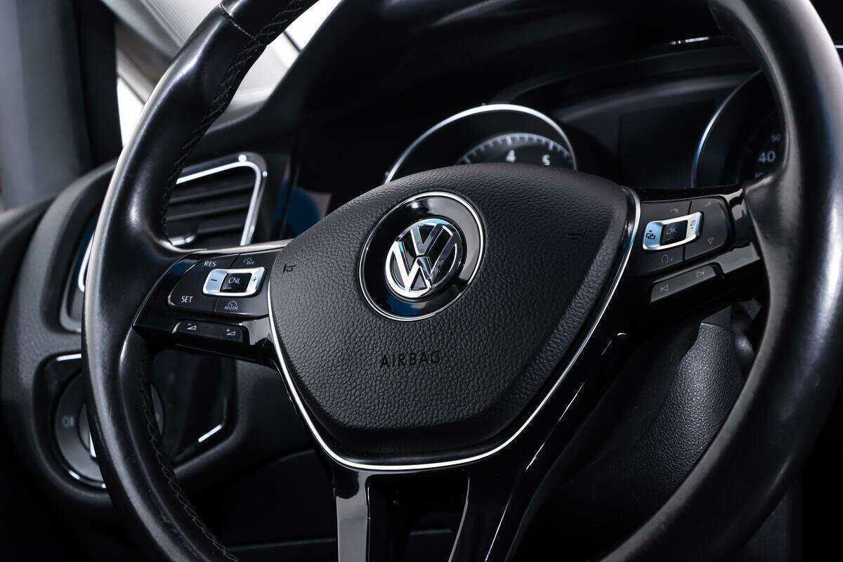 Volkswagen Golf, 2013 - Фото №14