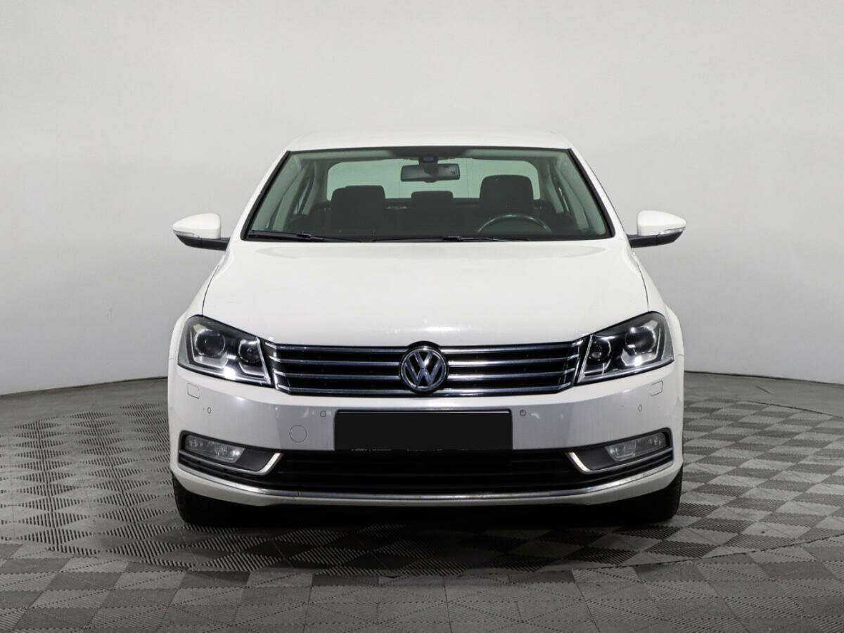 Volkswagen Passat, 2014 - Фото №1