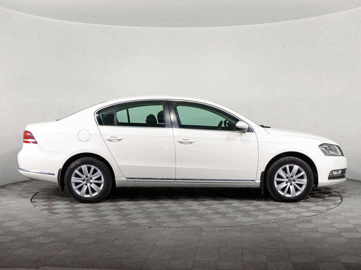 Volkswagen Passat, 2014 - Фото №3