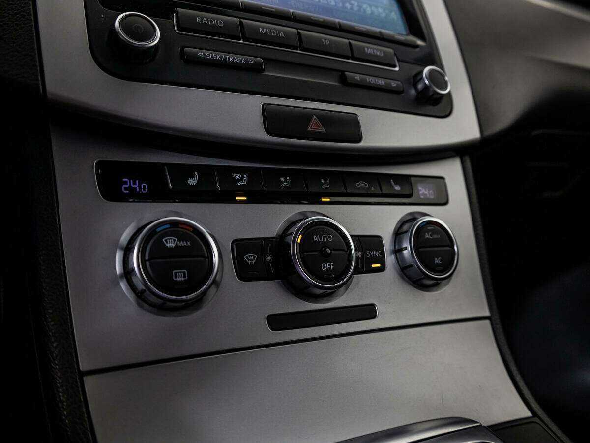 Volkswagen Passat, 2012 - Фото №14