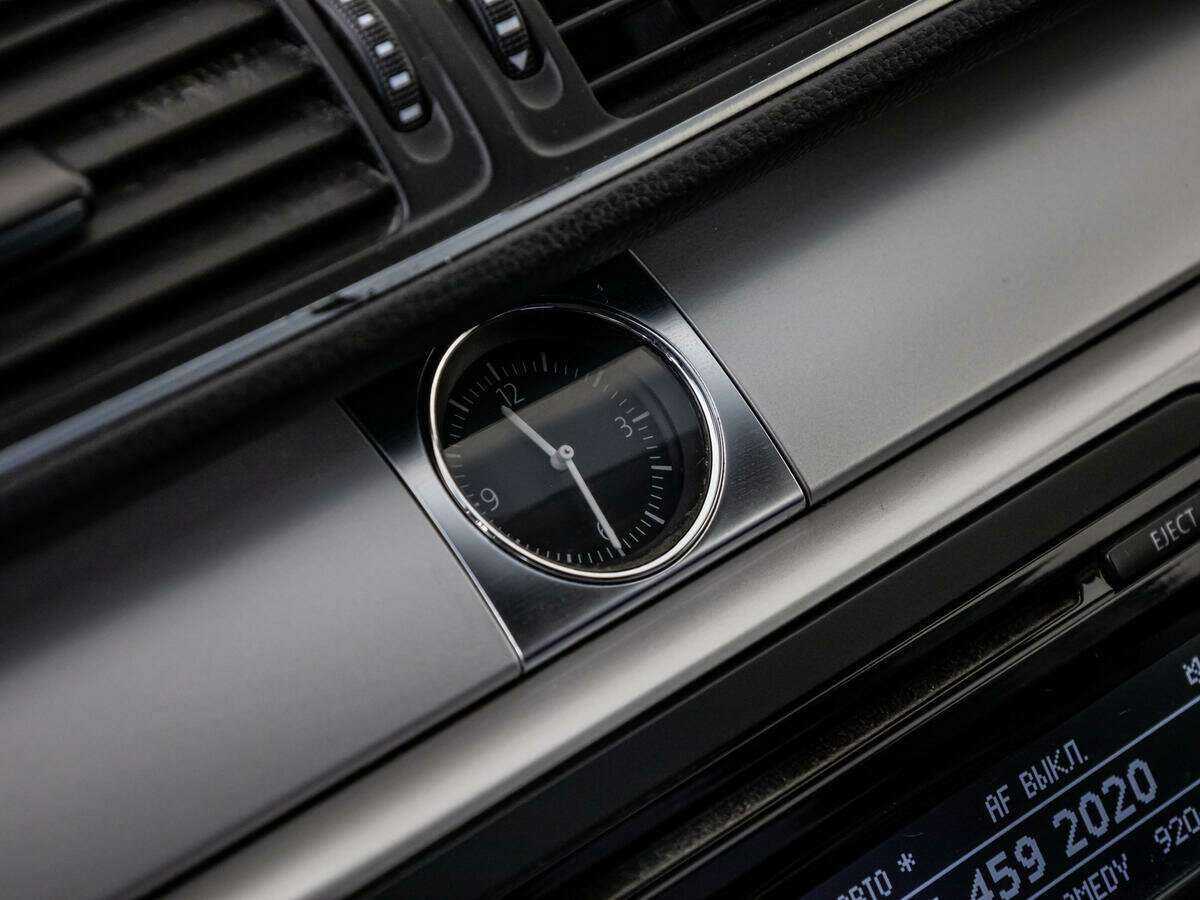 Volkswagen Passat, 2012 - Фото №15