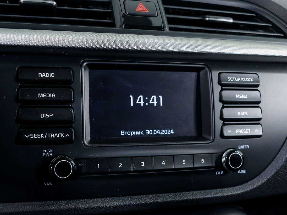 Kia Rio, 2017 - Фото №12