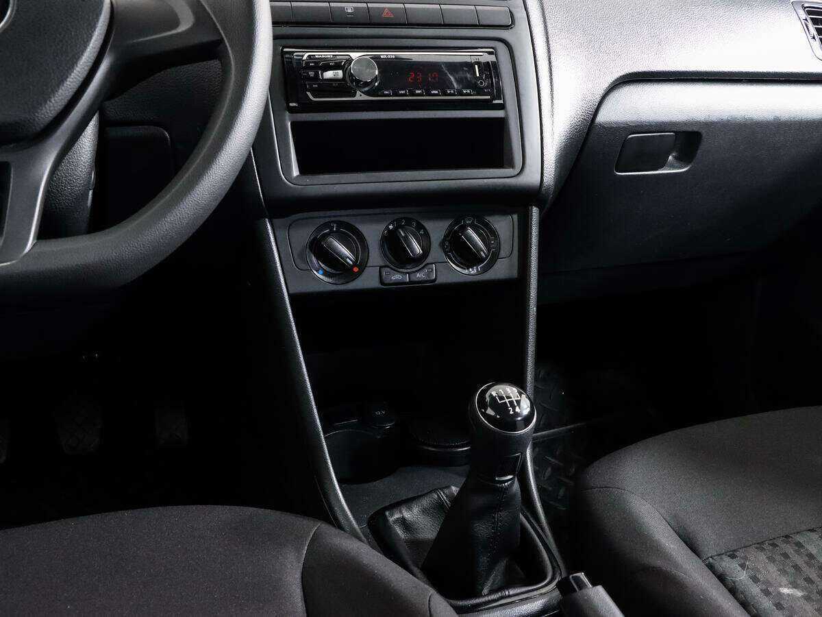 Volkswagen Polo, 2018 - Фото №11