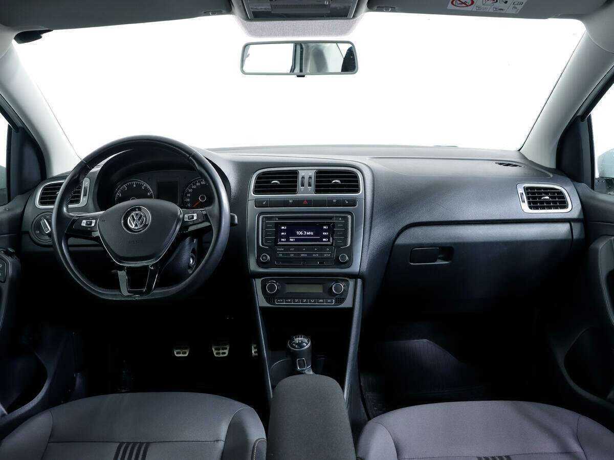 Volkswagen Polo, 2016 - Фото №9