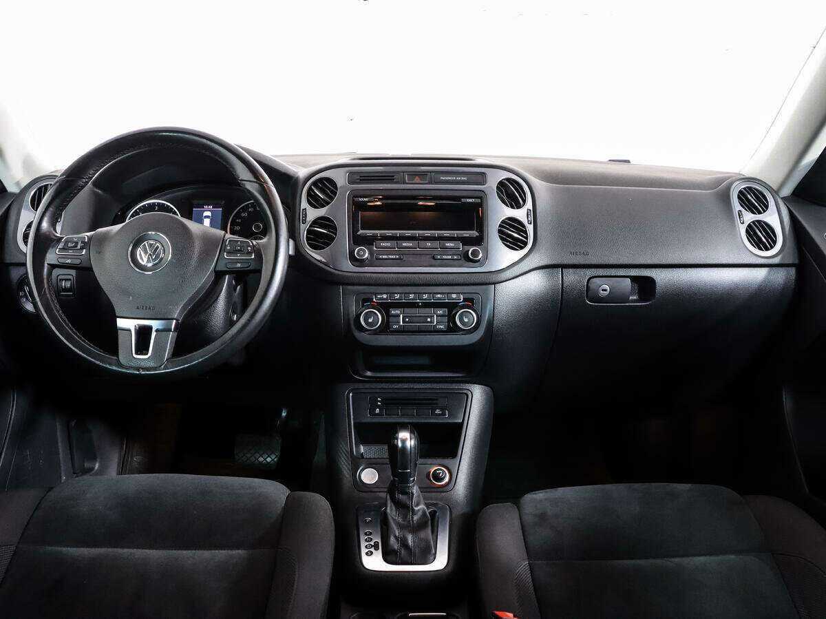 Volkswagen Tiguan, 2012 - Фото №9