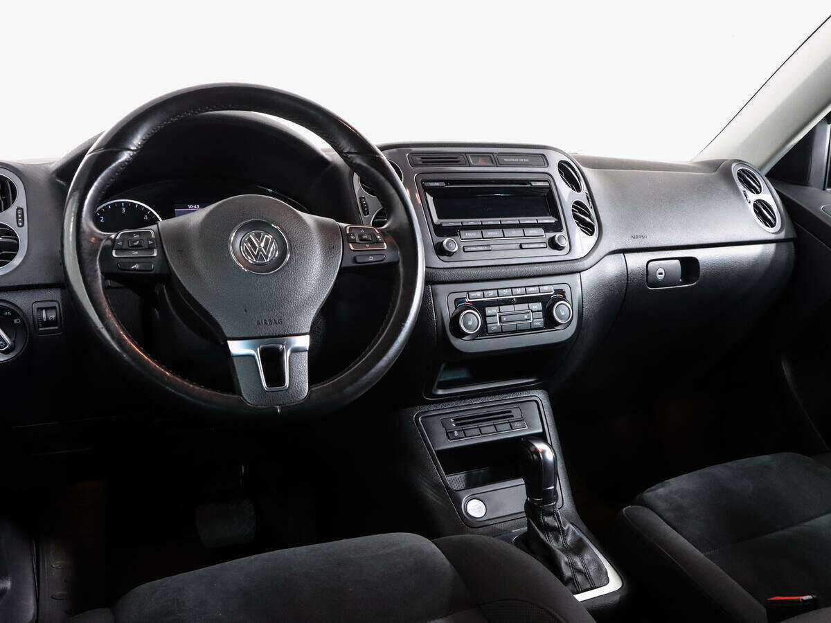 Volkswagen Tiguan, 2012 - Фото №10