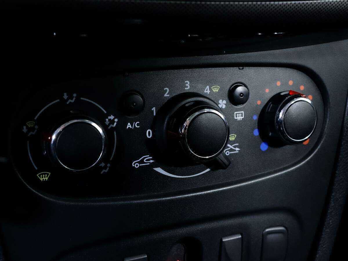 Renault Logan Stepway, 2020 - Фото №15