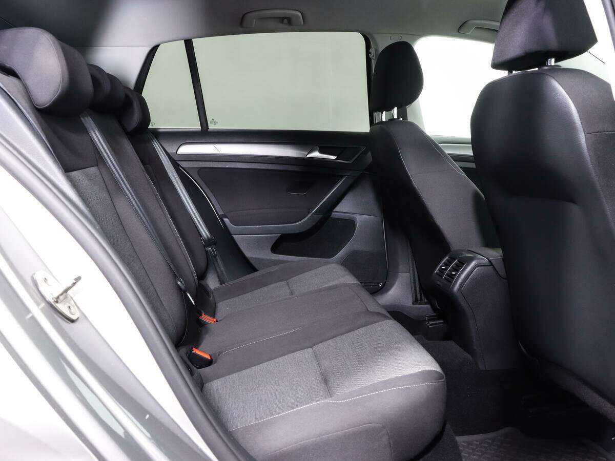 Volkswagen Golf, 2013 - Фото №10