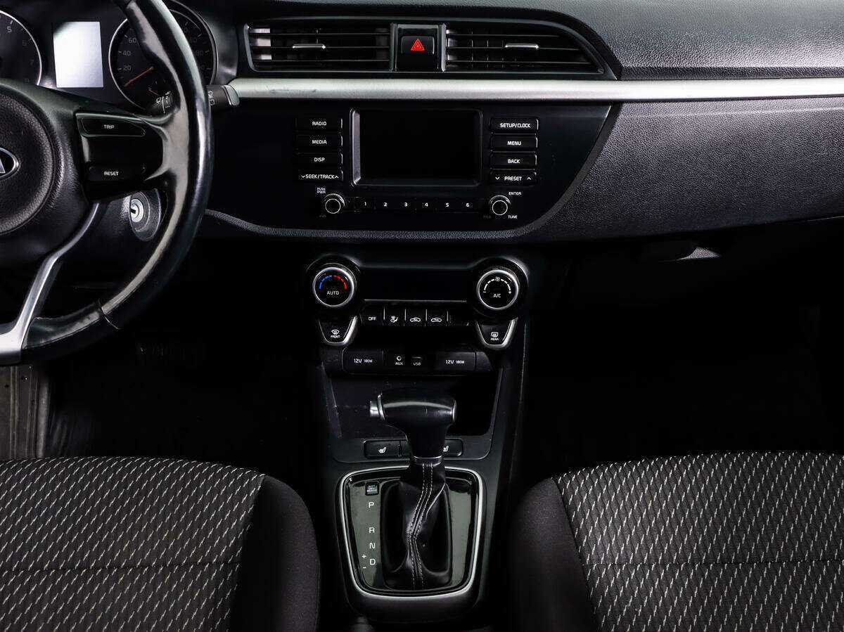 Kia Rio X-Line, 2019 - Фото №10