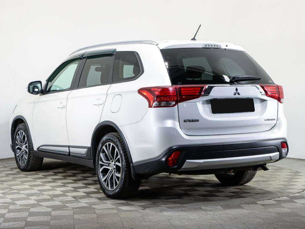 Mitsubishi Outlander, 2015 - Фото №6