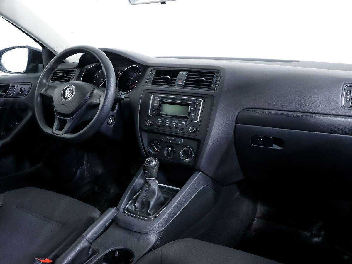 Volkswagen Jetta, 2015 - Фото №8