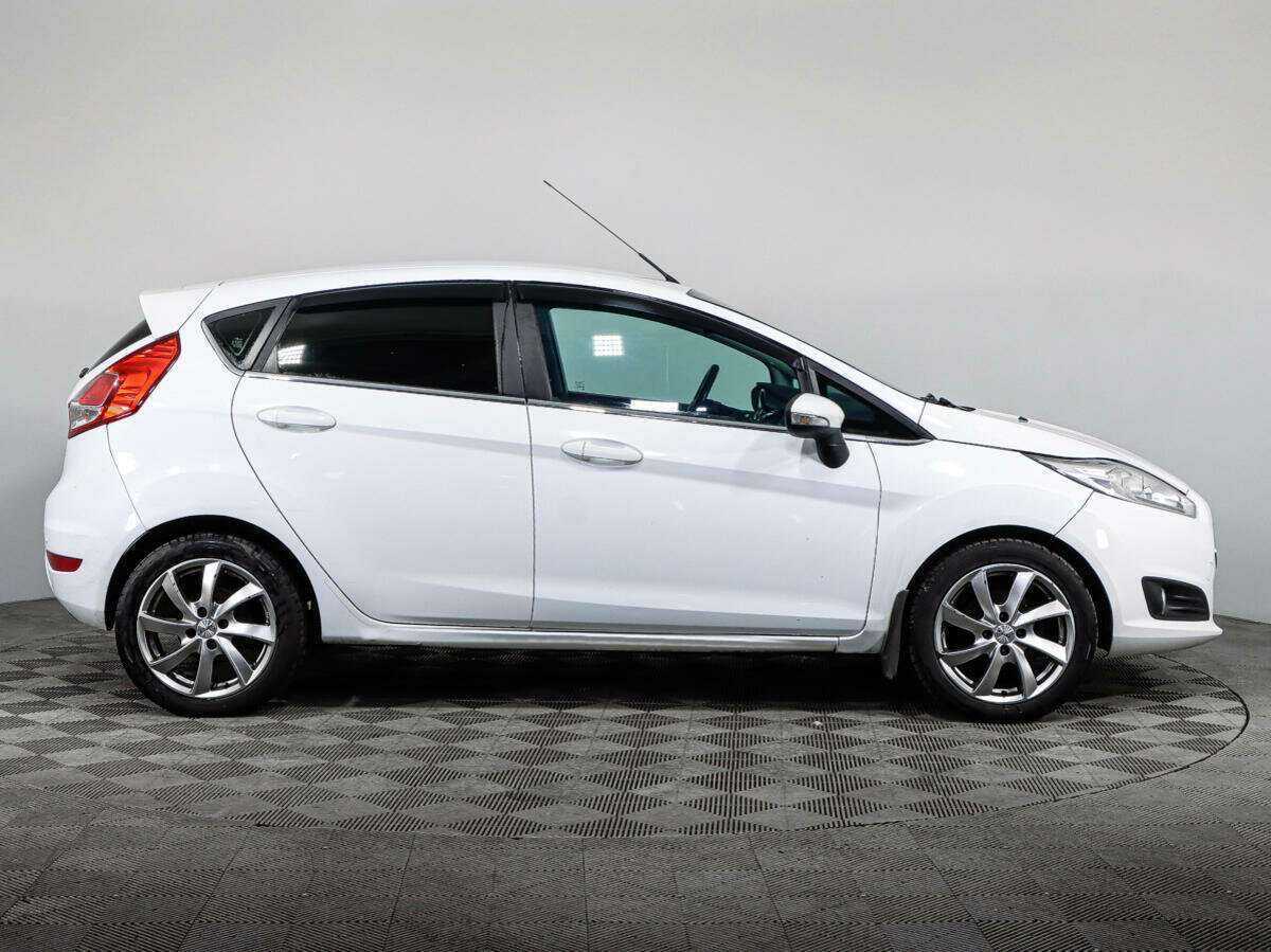 Ford Fiesta, 2015 - Фото №3