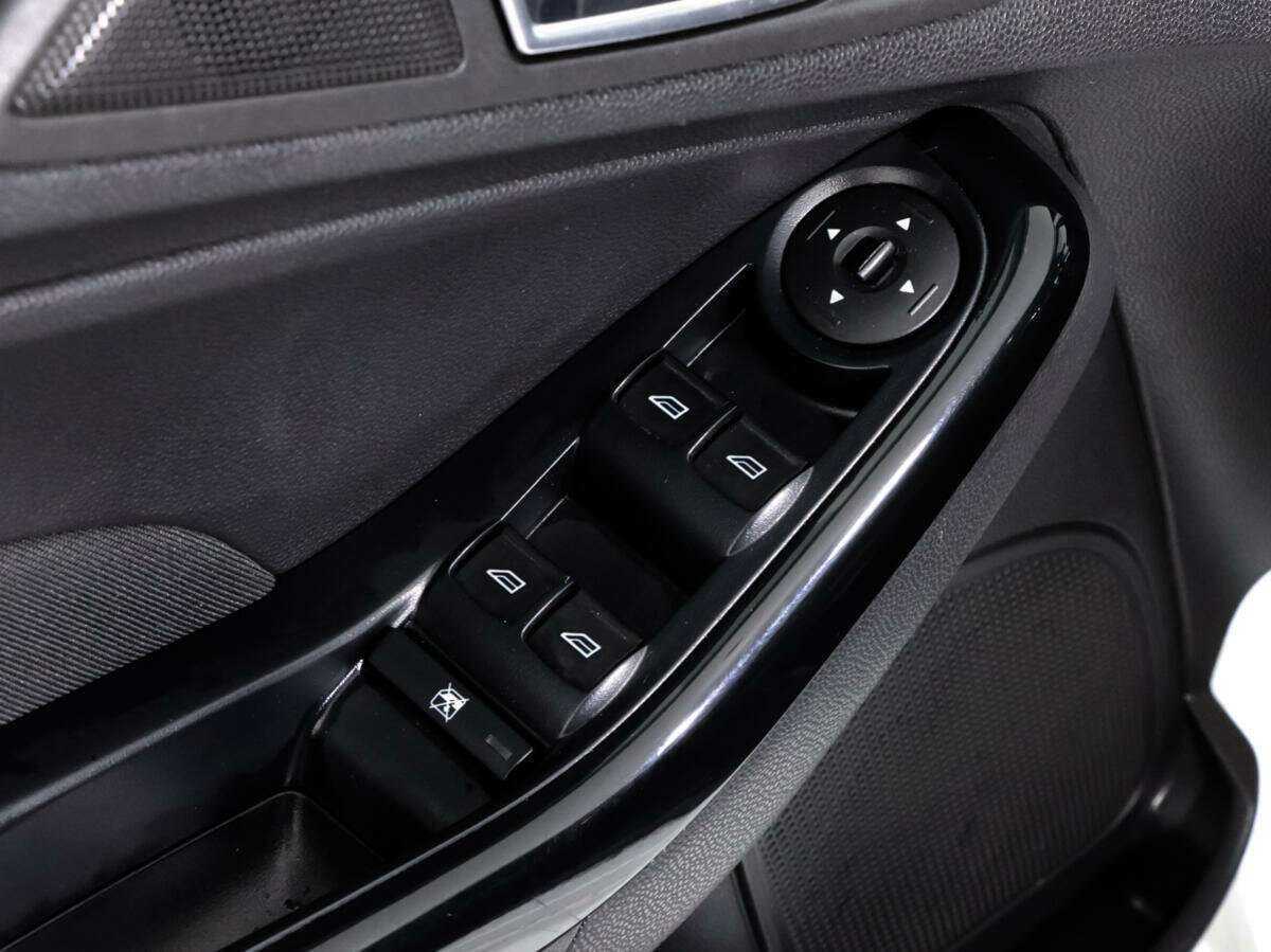 Ford Fiesta, 2015 - Фото №13