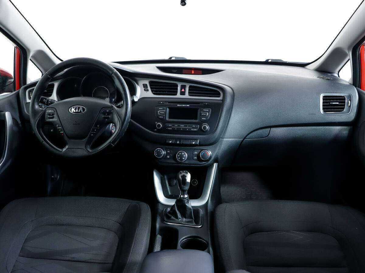 Kia Ceed, 2015 - Фото №9