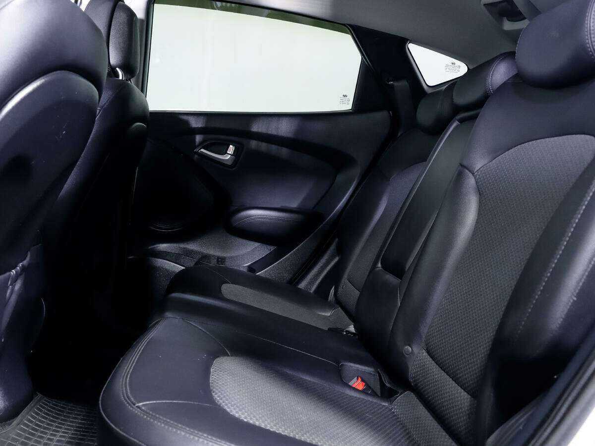 Hyundai ix35, 2012 - Фото №10