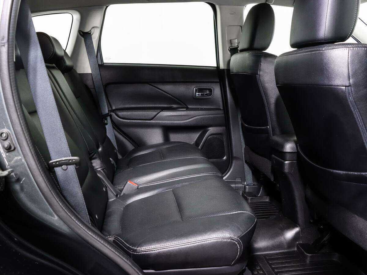 Mitsubishi Outlander, 2016 - Фото №13