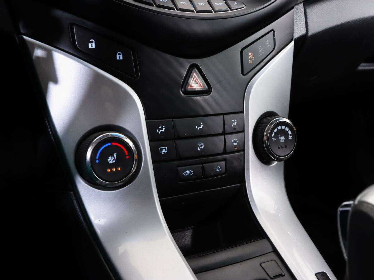 Chevrolet Cruze, 2013 - Фото №13