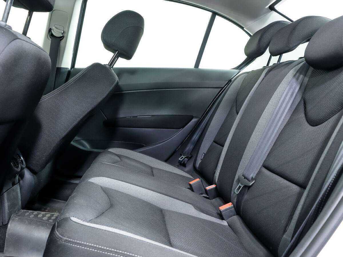 Peugeot 408, 2016 - Фото №10