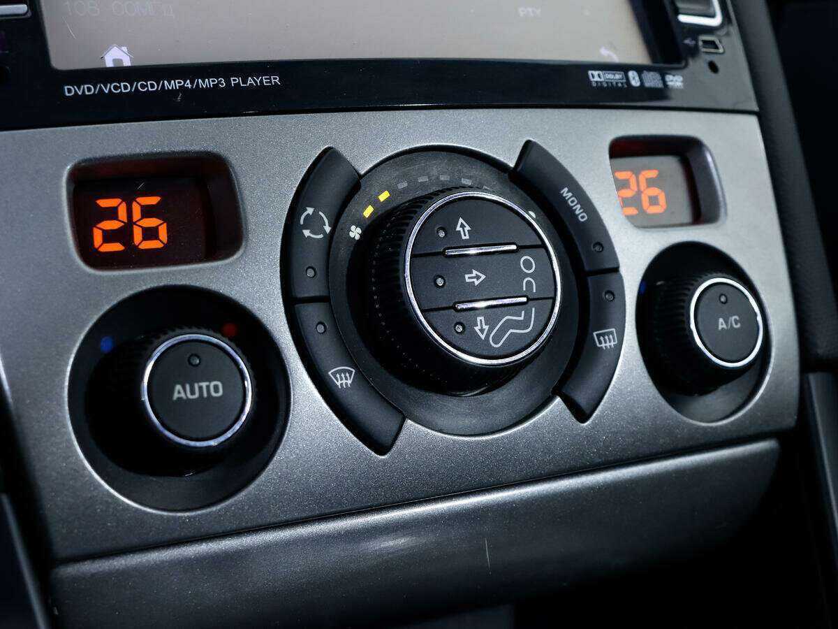 Peugeot 408, 2016 - Фото №13