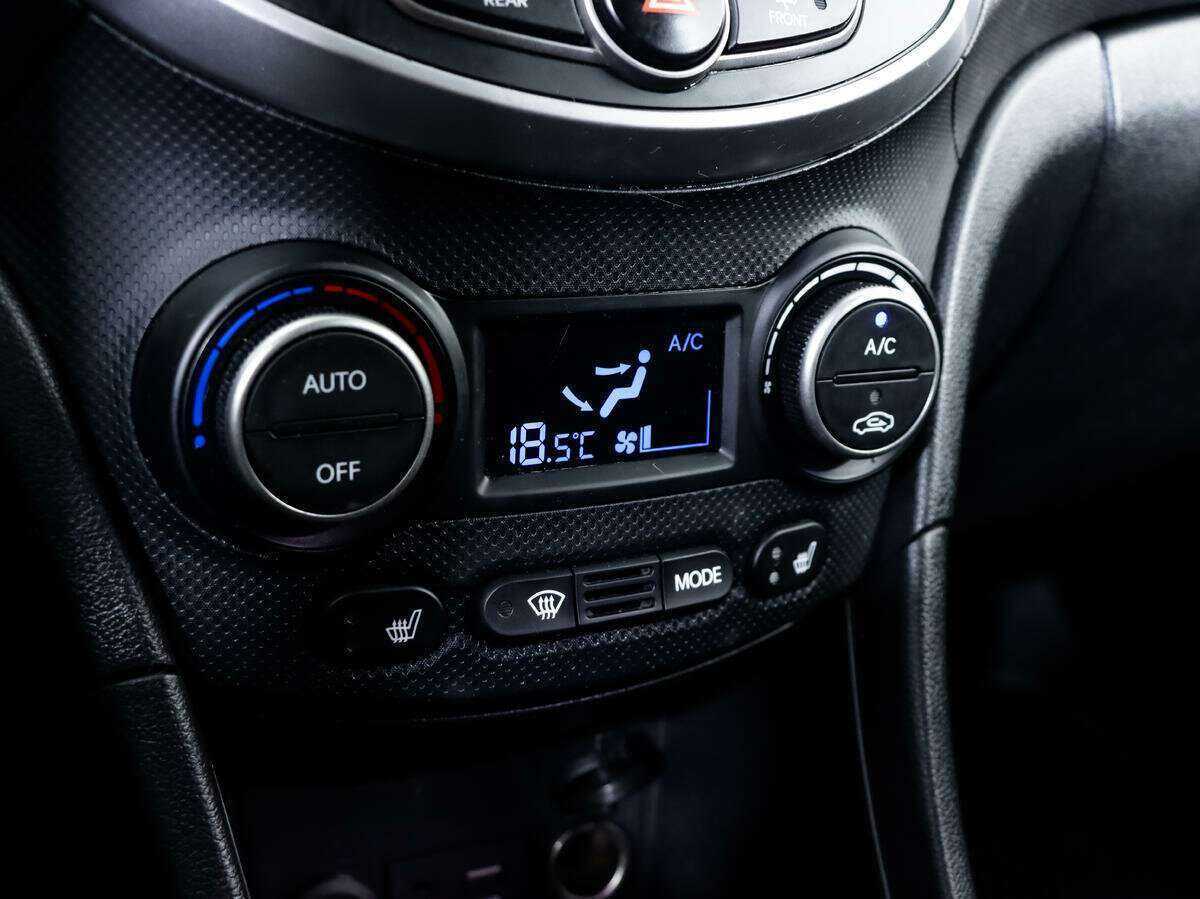 Hyundai Solaris, 2016 - Фото №11