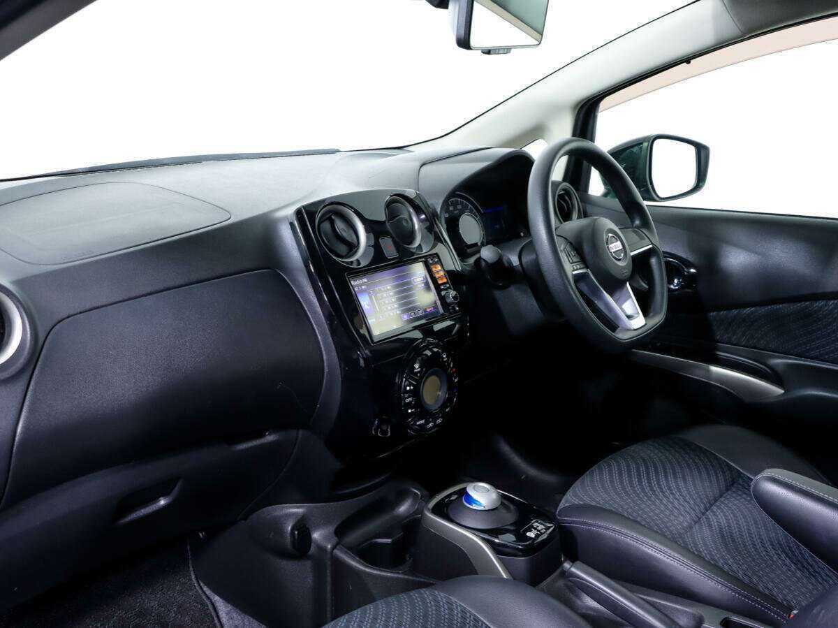 Nissan Note Nismo e-Power, 2017 - Фото №8