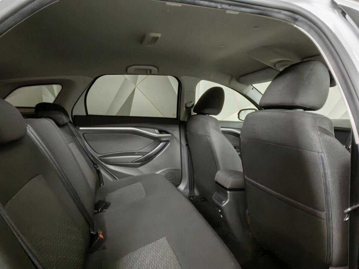 Lada (ВАЗ) Vesta SW, 2021 - Фото №11