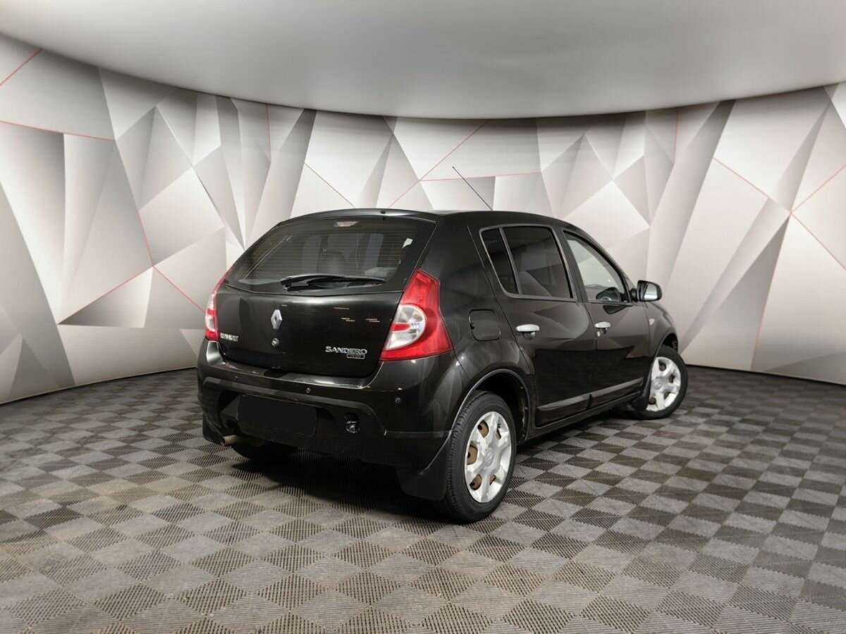 Renault Sandero, 2013 - Фото №1