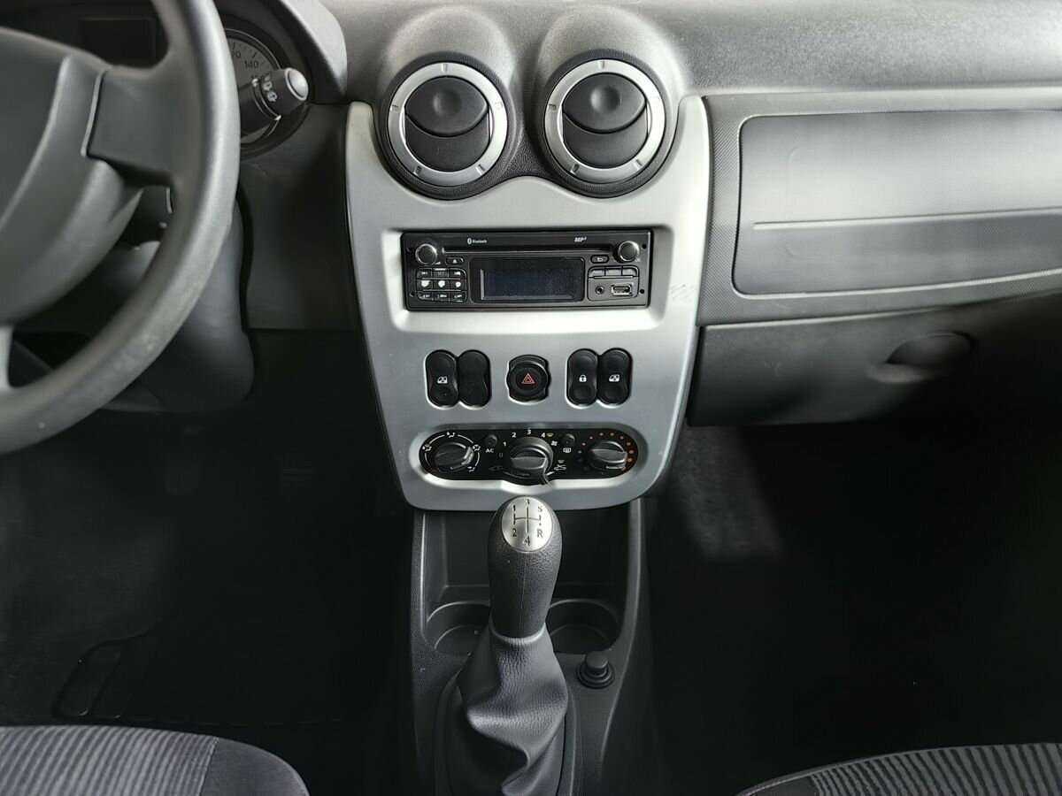 Renault Sandero, 2013 - Фото №8