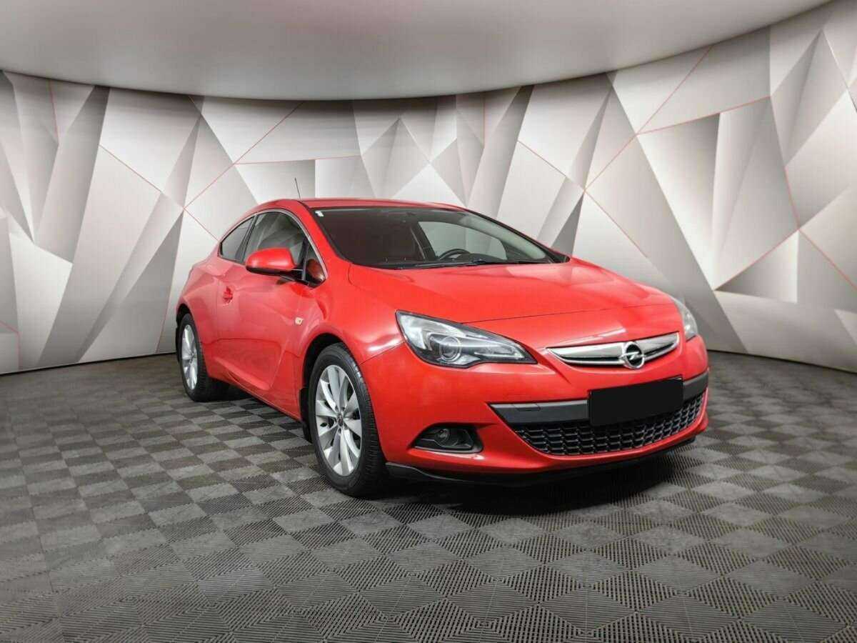 Opel Astra GTC, 2012 - Фото №2