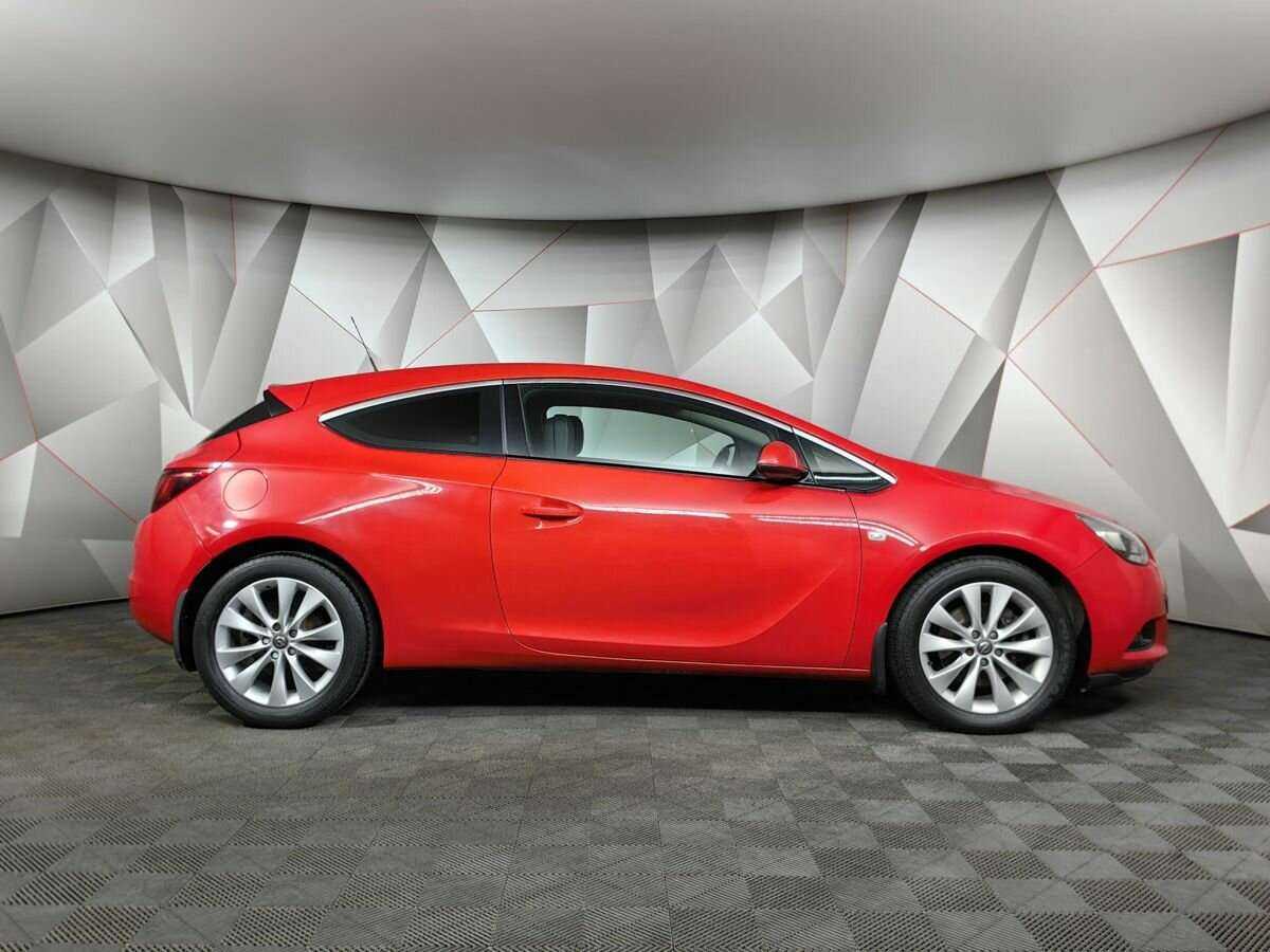 Opel Astra GTC, 2012 - Фото №5