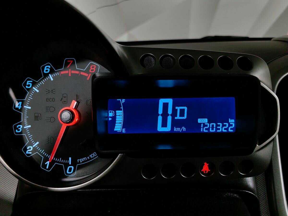 Chevrolet Aveo, 2012 - Фото №12