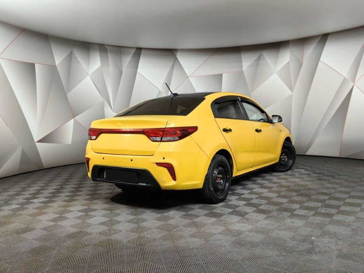 Kia Rio, 2017 - Фото №1